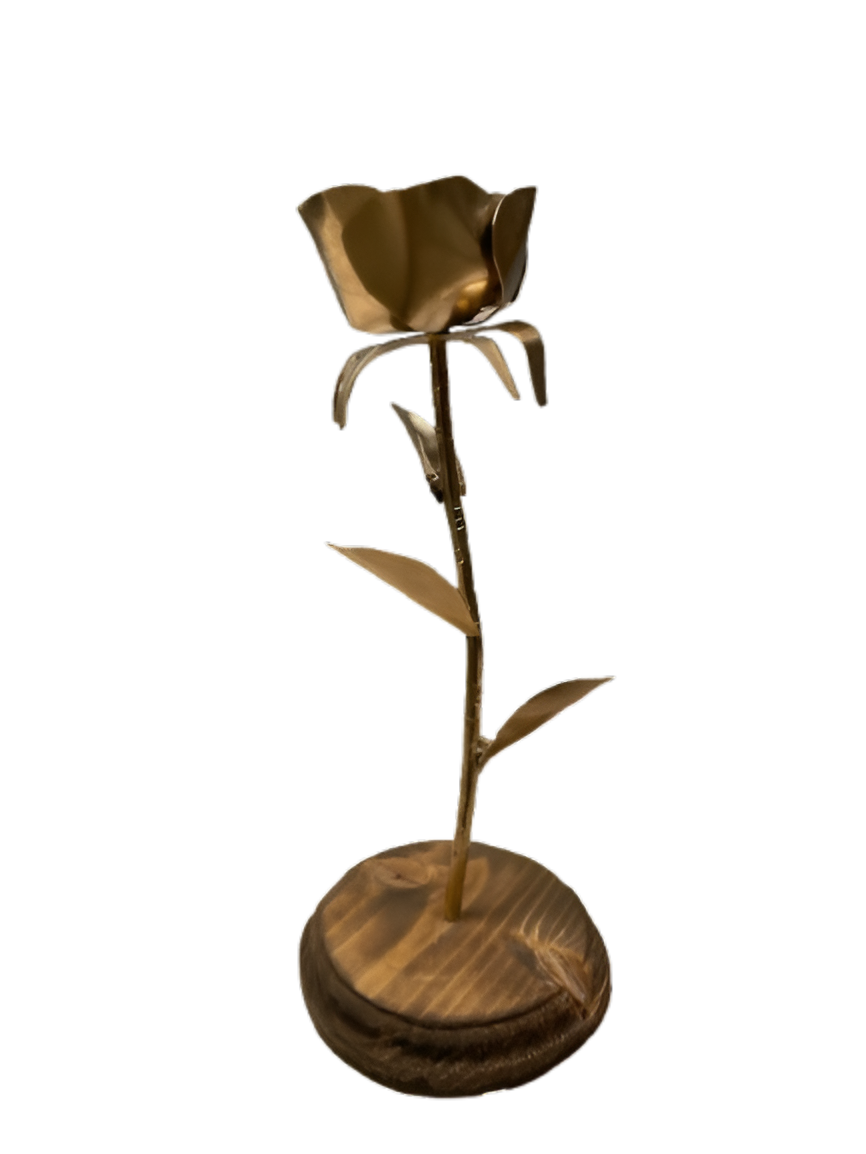 Złota Róża na Drewnianej Podstawce